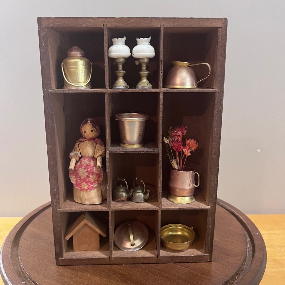 Vtg Country Farmhouse Wooden Shadow Box Curio Case 12 Miniatures Rustic Decor